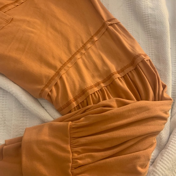 NEW Heyson BOUTIQUE top - Picture 3 of 4